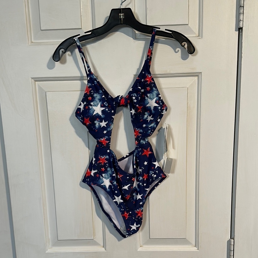 NWT California Waves Patriotic Swim suit size small